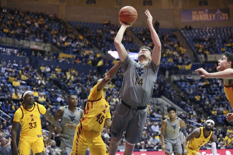 Harler Scores 14  As WVU Defeats Iowa State, 76-61